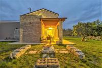 Zahrada ubytování Holiday Home Vila Marten
