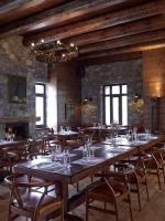Reštaurácia alebo iné gastronomické zariadenie v ubytovaní Art Mainalon Hotel