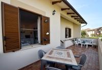 A balcony or terrace at Shabby House Nonna Peppa