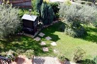 A garden outside Shabby House Nonna Peppa