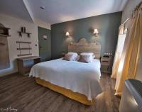 Gallery image of The Originals Boutique, Hôtel du Parc, Cavaillon (Inter-Hotel) in Cavaillon