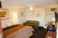 Ein Bett oder Betten in einem Zimmer der Unterkunft Budget Inn &amp; Suites Colby