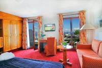 Deluxe Double Room with Balcony and Lake View