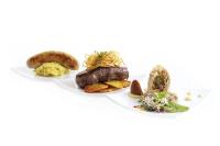 Jídlo v hotelu nebo okolí