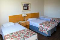 Hotel Dan Inn São José dos Camposにあるベッド