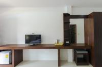 Sleep In Lanta Resortにあるテレビまたはエンターテインメントセンター