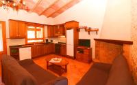 A kitchen or kitchenette at Can Guillem