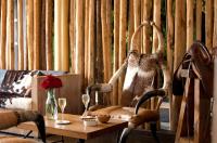 O zonă de relaxare la Vila De La Mar & Spa