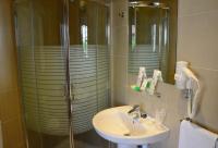 A bathroom at Pensión Grosen