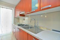 Kuchyňa alebo kuchynka v ubytovaní Apartment Snjezana 1064