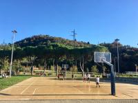 Tenis alebo squash v ubytovaní Casa Bonelli alebo jeho okolí