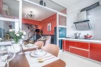 Zhengzhou Jinshui·Provincial Government· Locals Apartment 00161830にあるキッチンまたは簡易キッチン