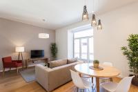 TV a/nebo společenská místnost v ubytování FLH Restauradores Charming Apartment