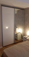 Postel nebo postele na pokoji v ubytování Luxury Apartments In Top City Center Varna 2
