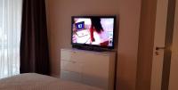 TV a/nebo společenská místnost v ubytování Luxury Apartments In Top City Center Varna 2