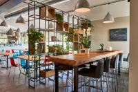 Reštaurácia alebo iné gastronomické zariadenie v ubytovaní Hotel Oleggio Malpensa