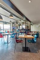 Reštaurácia alebo iné gastronomické zariadenie v ubytovaní Hotel Oleggio Malpensa