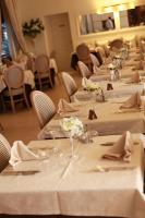 A restaurant or other place to eat at Hotel Tirreno