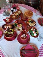 Jídlo v motelu nebo okolí