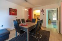 Posedenie v ubytovaní APARTMAN MLADENKA