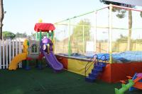 Plac zabaw dla dzieci w obiekcie Hotel Ristorante Meson Feliz