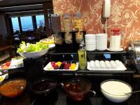 Jídlo v hotelu nebo okolí