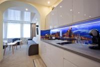 Kuchyňa alebo kuchynka v ubytovaní Apartamenty Żuraw