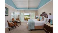 Ein Bett oder Betten in einem Zimmer der Unterkunft Cheeca Lodge &amp; Spa