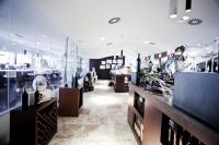 Reštaurácia alebo iné gastronomické zariadenie v ubytovaní Hotel & Winery Señorío de Nevada
