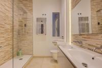 Łazienka w obiekcie Luxury Rooms Madrid Center
