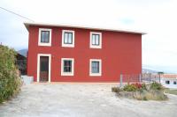 The building in which the holiday home is located