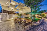 Patio alebo iná vonkajšia časť ubytovania Panorama Studios & Apartments