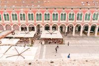 Hostia v ubytovaní Loft at Republic Square