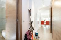 A bathroom at HelloChalet - Maison Rue de la Neige - Family Ski Holiday walking distance skirun and gondola