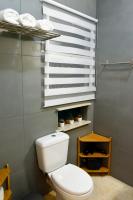 Koupelna v ubytování DARSISS 1 - Museum Apartment