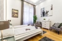 Posezení v ubytování Hello Downtown Apartment - Movie