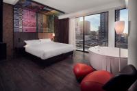 Inntel Hotels Utrecht Centreにあるベッド