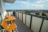 Balkón alebo terasa v ubytovaní Grand Apartments - Apartment on the 17th floor with panorama of the Old Town