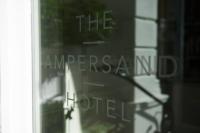 The Ampersand Hotel - Small Luxury Hotels of the Worldに飾ってある許可証、賞状、看板またはその他の書類