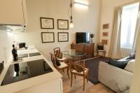 Telewizja i/lub zestaw kina domowego w obiekcie Oltrarno's Sweet Rose - FREE PARKING!