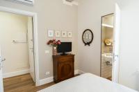 Telewizja i/lub zestaw kina domowego w obiekcie Oltrarno's Sweet Rose - FREE PARKING!