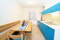 Kuchyňa alebo kuchynka v ubytovaní Apartment Nino Savudrija