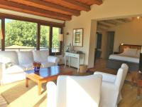 Posezení v ubytování Hotel Masia La Palma