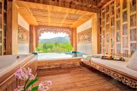 Santhiya Koh Chang Resortの敷地内または近くにあるプール