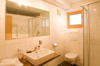 Łazienka w obiekcie Hotel Lukas