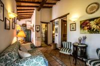 A seating area at Podere Biagio
