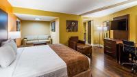 Best Western Hoover Dam Hotel - SE Henderson, Boulder Cityにあるテレビまたはエンターテインメントセンター