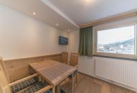 A seating area at Das Hochegg - Apartments