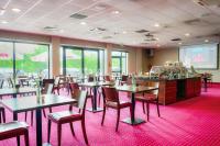 Reštaurácia alebo iné gastronomické zariadenie v ubytovaní Focus Hotel Katowice Chorzów