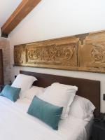 Posteľ alebo postele v izbe v ubytovaní Hotel Molí de l'Escala